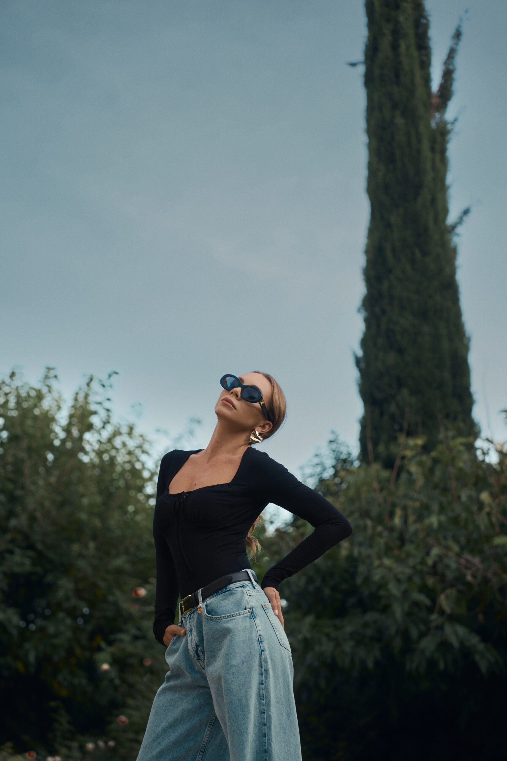 Czarne body damskie z wiązanym dekoltem Chloe Black