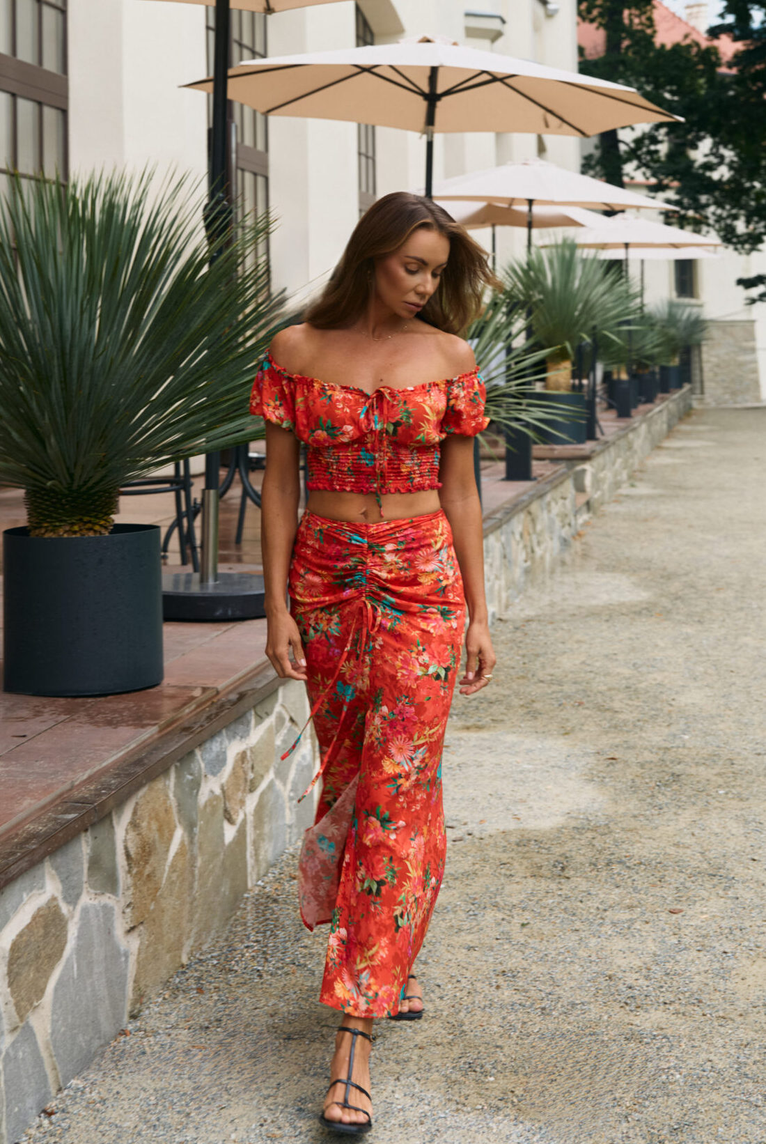 Komplet top i spódnica  w kwiaty Sofia Orange Red